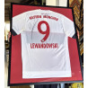 Oprawa koszulki sportowej